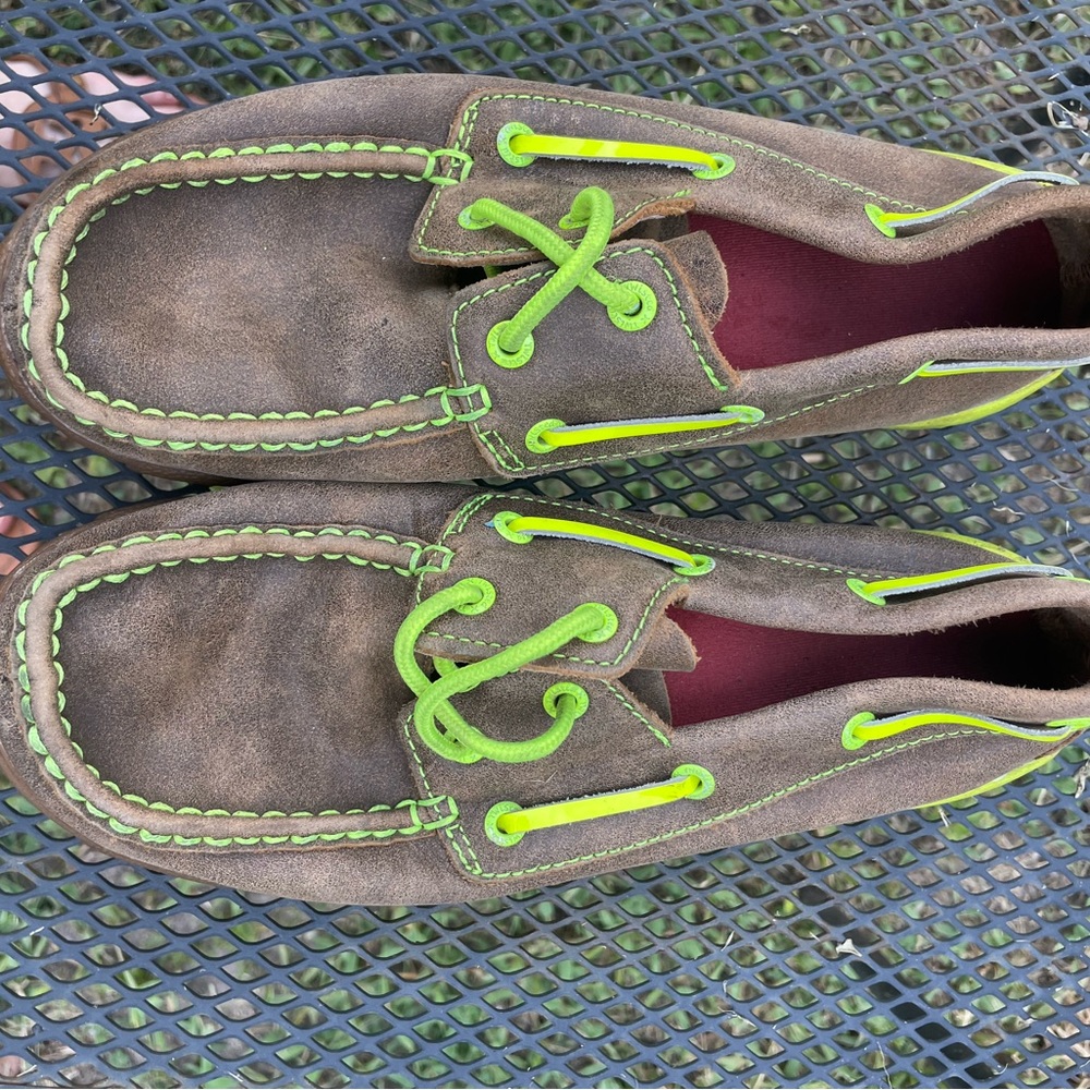 Twisted x lime green